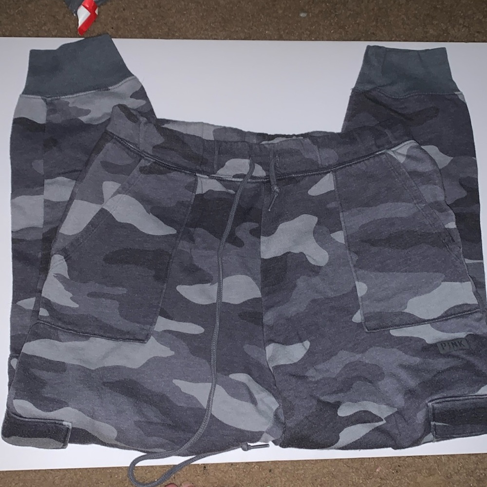 VS joggers